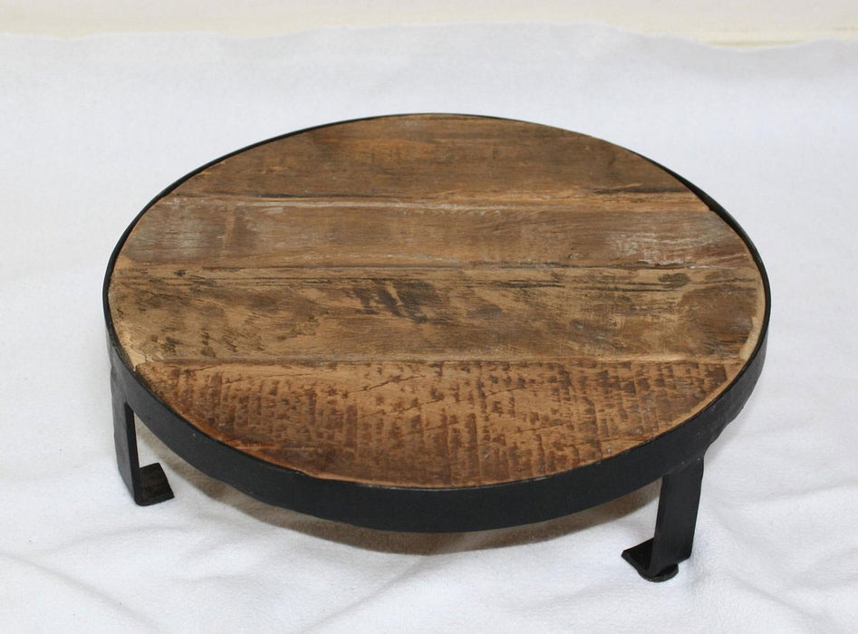 KI-generiertes Bild,Vintage Holz Pflanzenhocker Dehli 30cm Minitisch Deko-Tablett Blumenständer