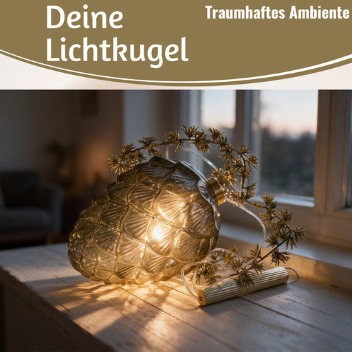 KI-generiertes Bild,XL Deko Glas Licht-Kugel Zapfen 15 LED 20cm Timer Batterie-Fach Gold zum Anhängen