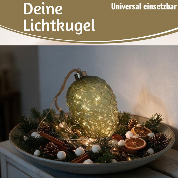 KI-generiertes Bild,XL Deko Glas Lichtkugel 15LED 15cm Zapfen  Grün Silber Glaskugel Timer Batterie Anhängen